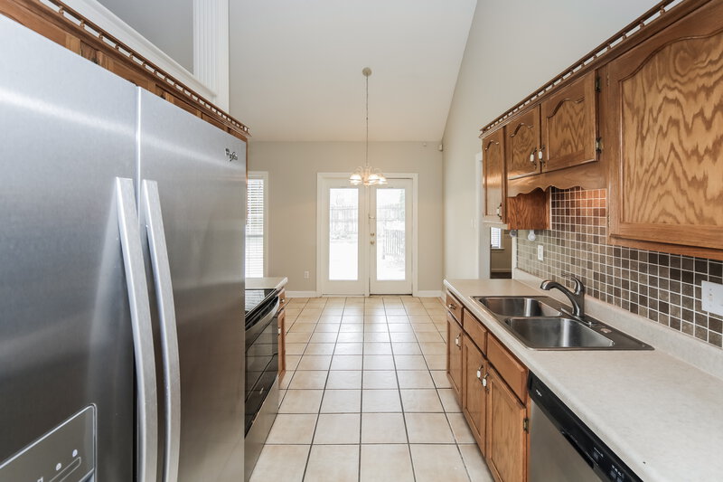 1,780/Mo, 10177 Fox Chase Dr Olive Branch, MS 38654 Kitchen View 2