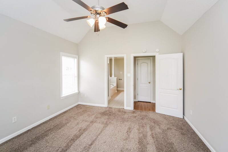 1,780/Mo, 10177 Fox Chase Dr Olive Branch, MS 38654 Main Bedroom View 2