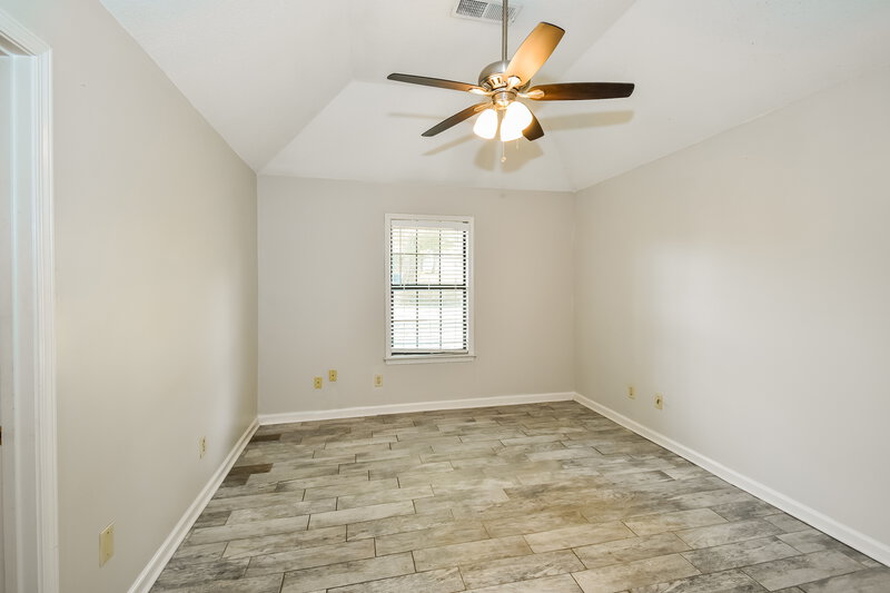 1,825/Mo, 6768 Ann Marie Cv Olive Branch, MS 38654 Main Bedroom View
