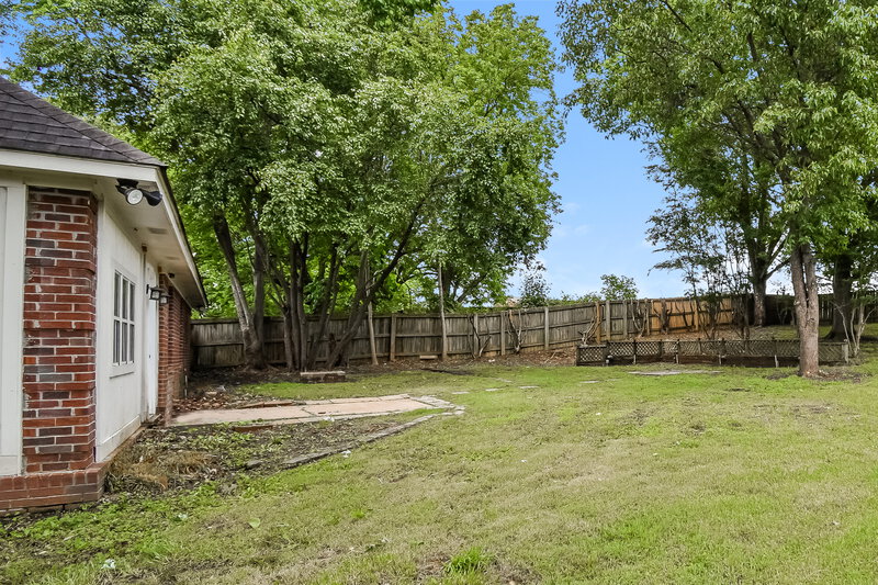 1,825/Mo, 6768 Ann Marie Cv Olive Branch, MS 38654 Rear View