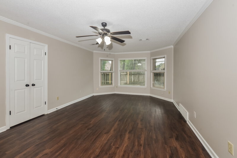 2,100/Mo, 1960 Maple Creek Dr Cordova, TN 38016 Main Bedroom View