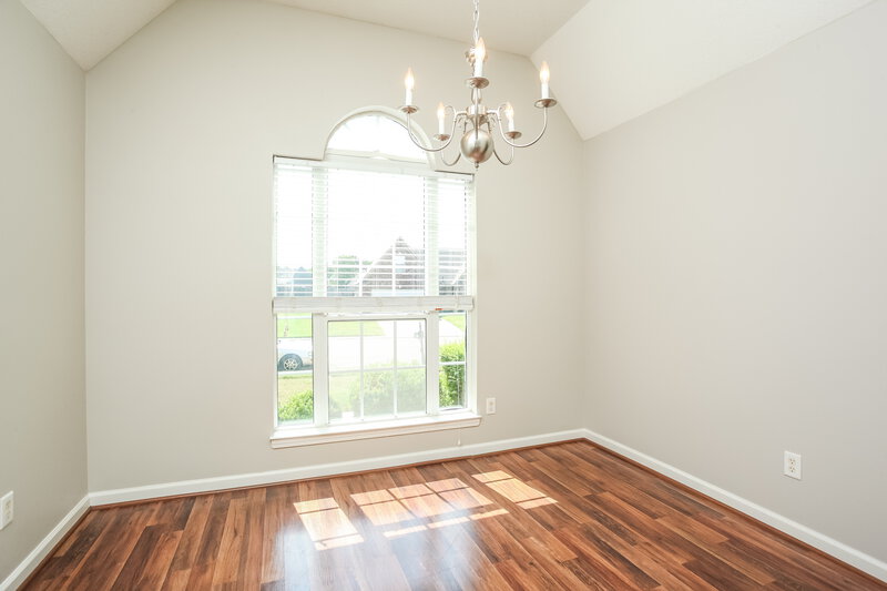 1,905/Mo, 8332 Pinnacle Dr Southaven, MS 38672 Dining Room View