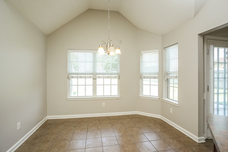 1,905/Mo, 8332 Pinnacle Dr Southaven, MS 38672 Breakfast Nook View