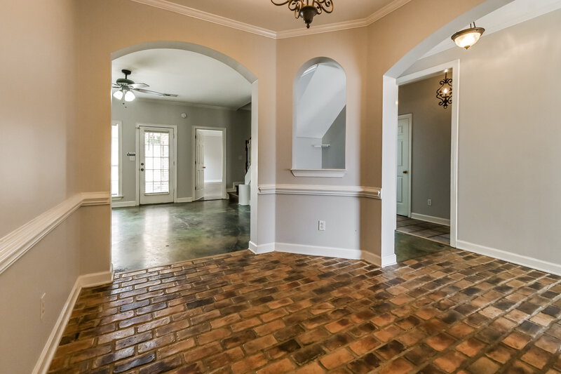 2,325/Mo, 2720 Graystone Dr Southaven, MS 38671 Dining Room View