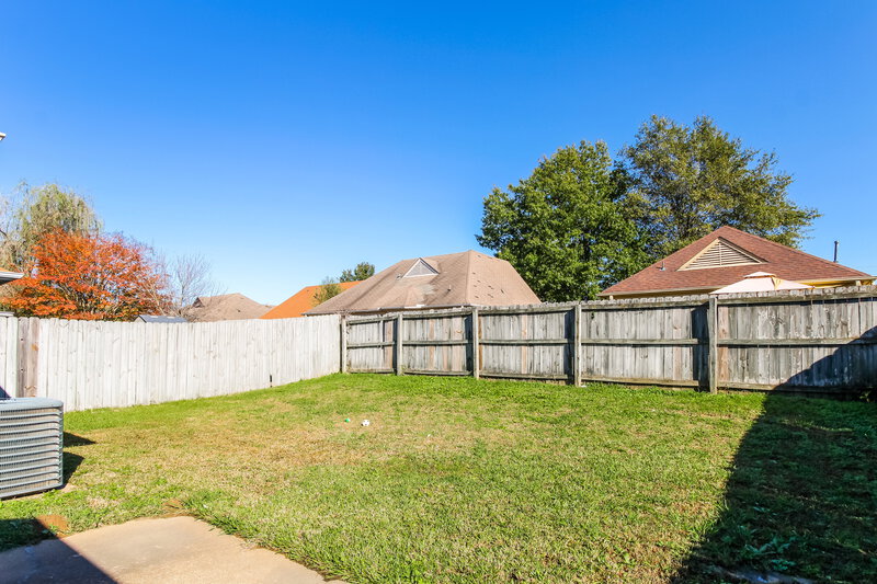 1,635/Mo, 8336 Cross Point Dr Olive Branch, MS 38654 Rear View 2