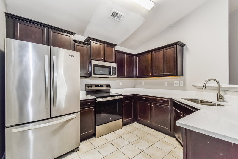 1,965/Mo, 8714 Hanson Cv Southaven, MS 38671 Kitchen View