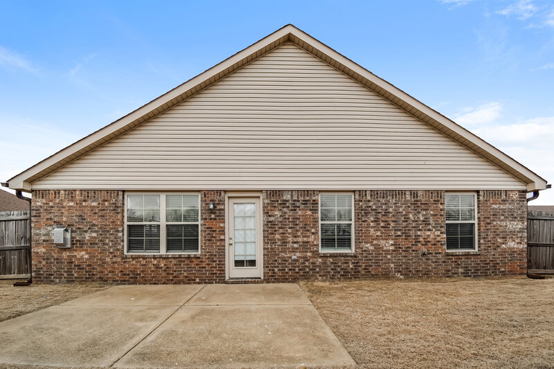 1,965/Mo, 8714 Hanson Cv Southaven, MS 38671 Rear View 2