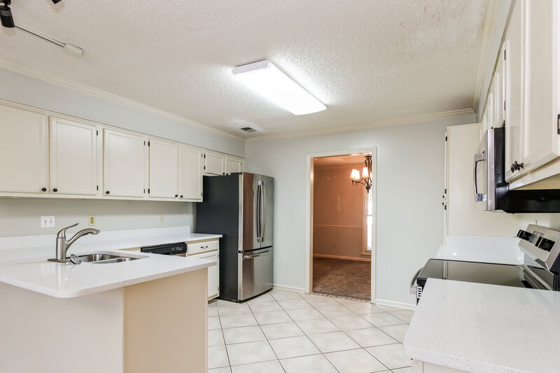 2,180/Mo, 626 Duck Call Cv Cordova, TN 38018 Kitchen View