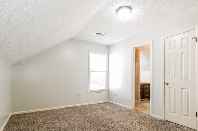 2,180/Mo, 626 Duck Call Cv Cordova, TN 38018 Main Bedroom View