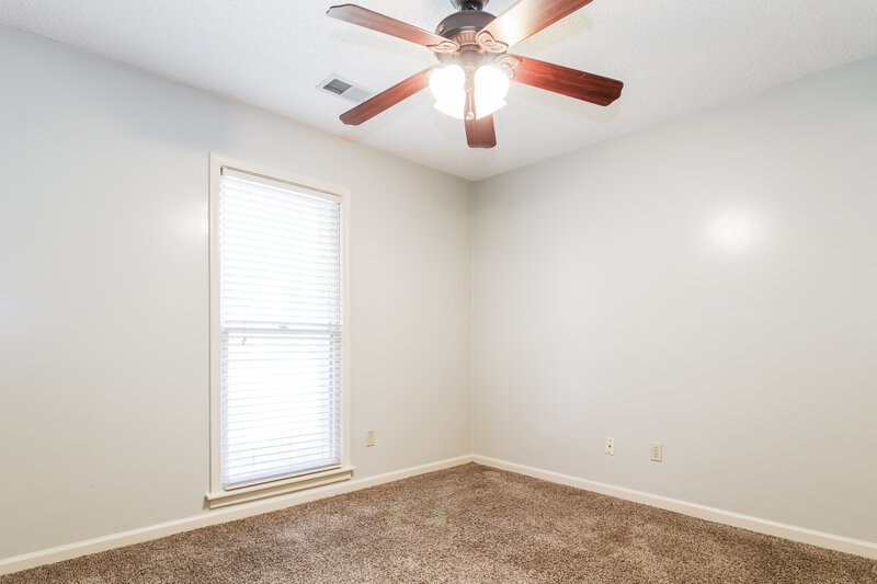 2,180/Mo, 626 Duck Call Cv Cordova, TN 38018 Bedroom View 2