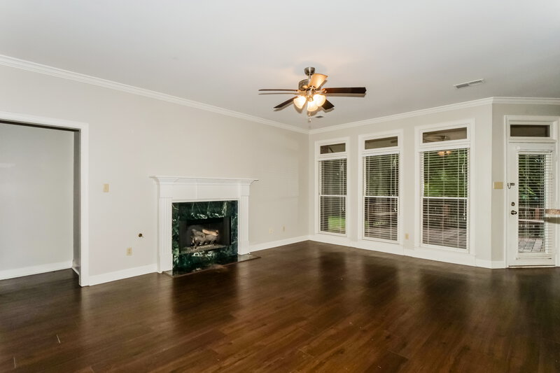 1,835/Mo, 8695 River Mill Cv Cordova, TN 38016 Living Room View