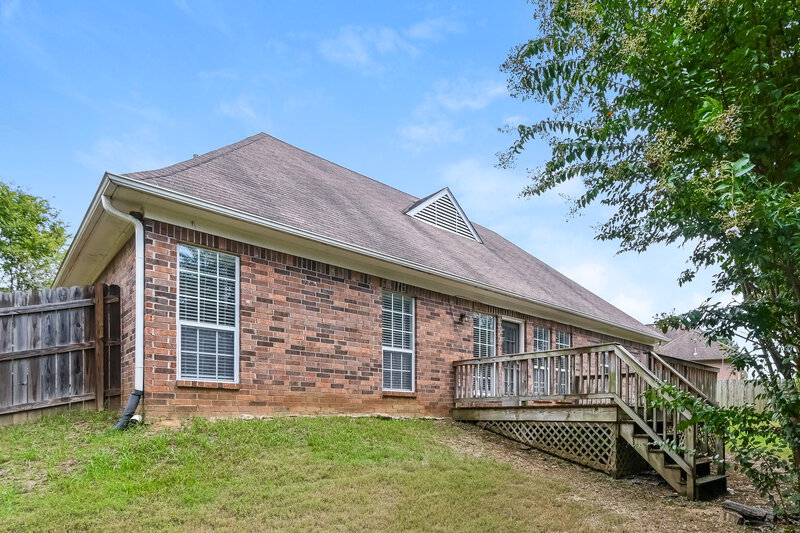 2,045/Mo, 4317 Nicholas Ln Southaven, MS 38672 Rear View