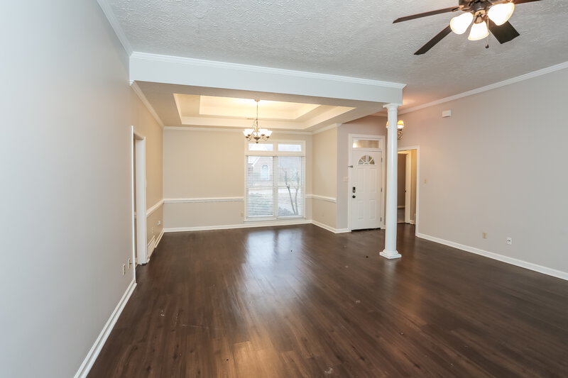 2,415/Mo, 8633 Meadow Green Dr Cordova, TN 38016 Living Room View 2