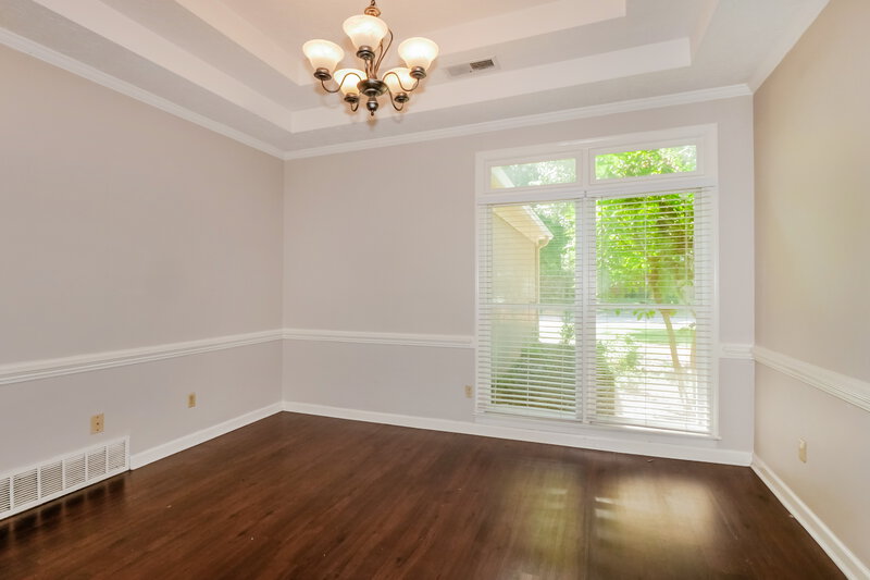 2,325/Mo, 8633 Meadow Green Dr Cordova, TN 38016 Dining Room View