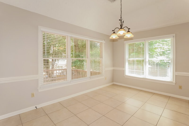 2,325/Mo, 8633 Meadow Green Dr Cordova, TN 38016 Breakfast Nook View