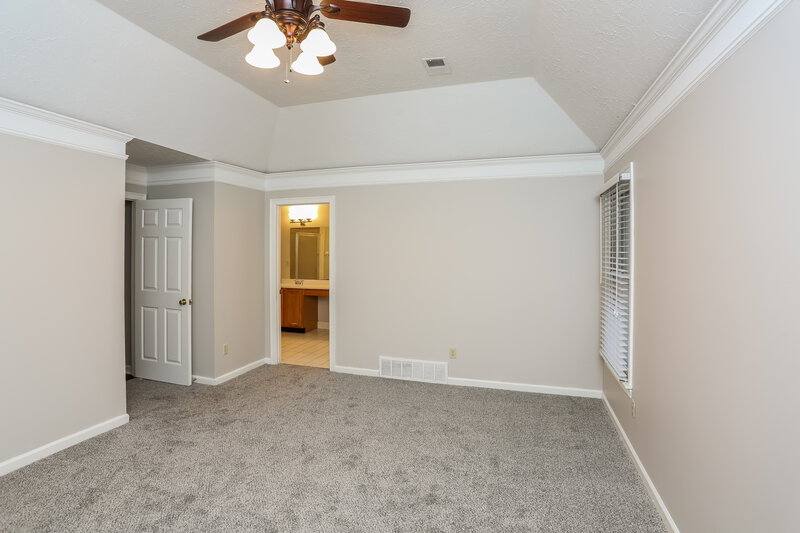 2,415/Mo, 8633 Meadow Green Dr Cordova, TN 38016 Main Bedroom View 2
