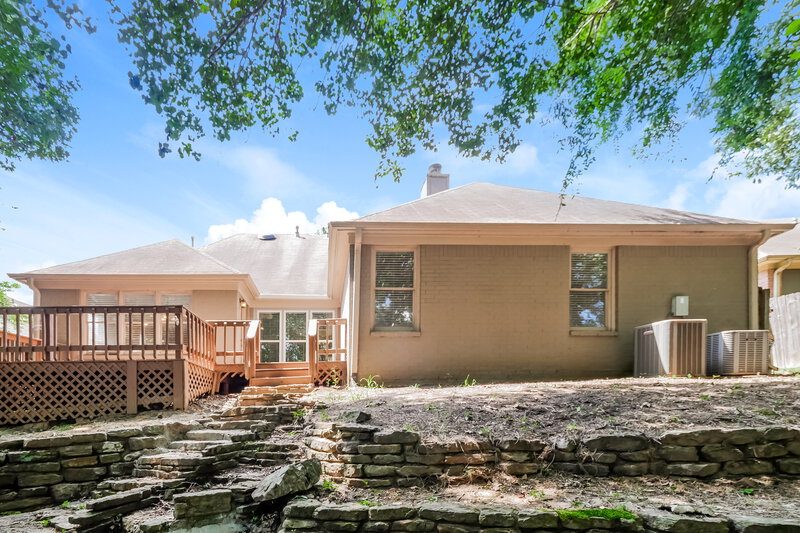 2,325/Mo, 8633 Meadow Green Dr Cordova, TN 38016 Rear View