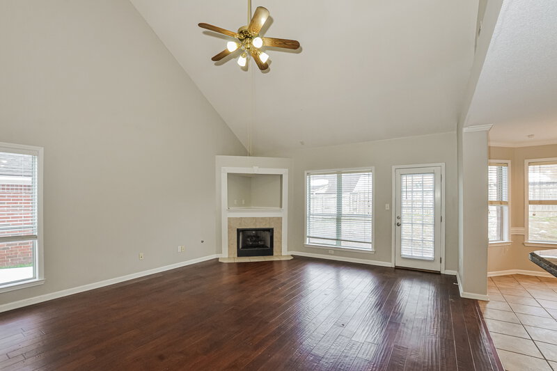 2,355/Mo, 1456 Albon Dr Cordova, TN 38016 Living Room View