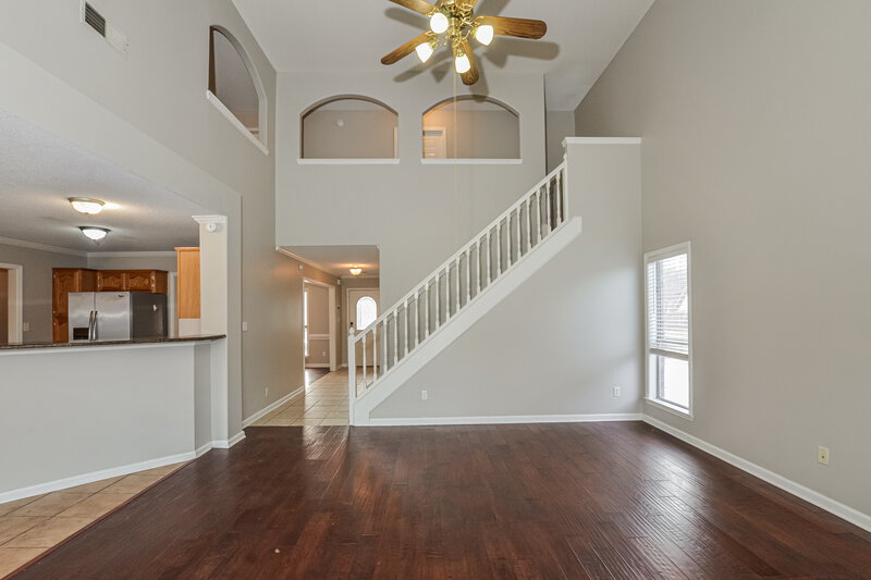 2,355/Mo, 1456 Albon Dr Cordova, TN 38016 Living Room View 2