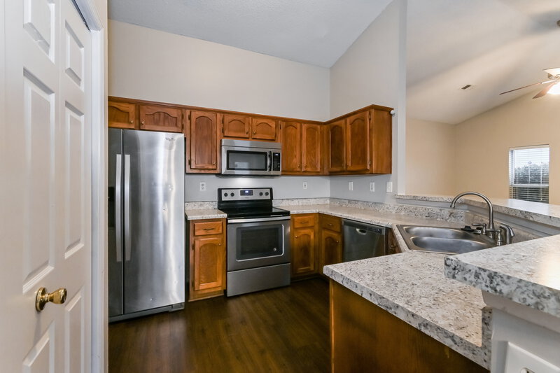 1,770/Mo, 9157 Harness Cv Southaven, MS 38671 Kitchen View