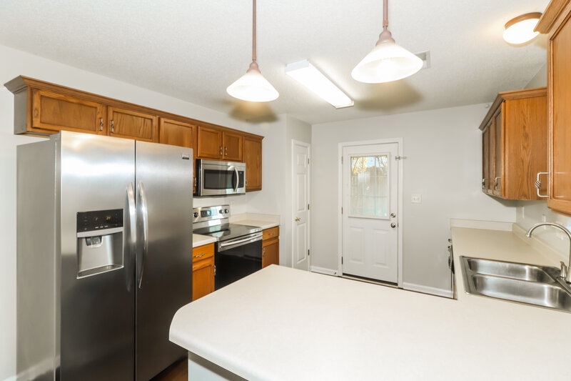 1,720/Mo, 2791 Maggie Woods Pl Arlington, TN 38002 Kitchen View