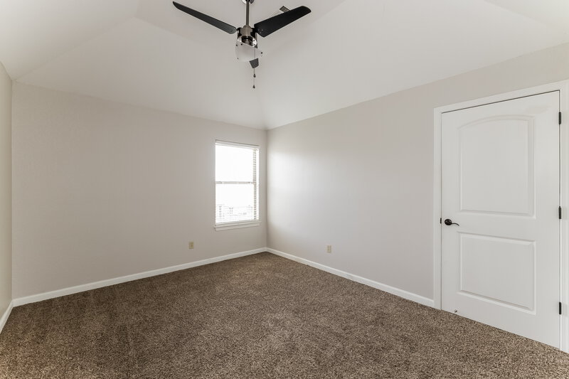 2,230/Mo, 450 Green Willow Cv Oakland, TN 38060 Bedroom View