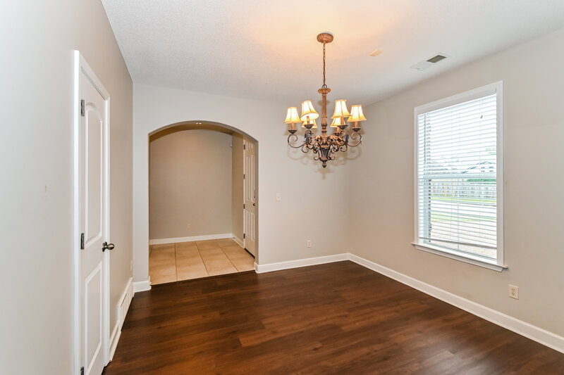 1,905/Mo, 10116 Hammersmith Ln Cordova, TN 38016 Dining Room View