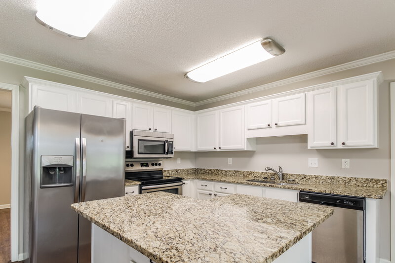 2,400/Mo, 6331 Fairway Hill Cv Bartlett, TN 38135 Kitchen View