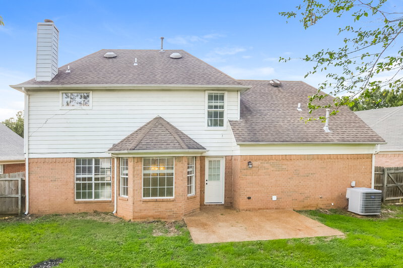 2,295/Mo, 6331 Fairway Hill Cv Bartlett, TN 38135 Rear View
