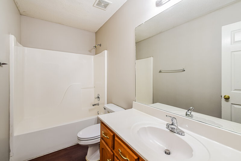 1,885/Mo, 1865 Winners Cir N Southaven, MS 38671 Bathroom View