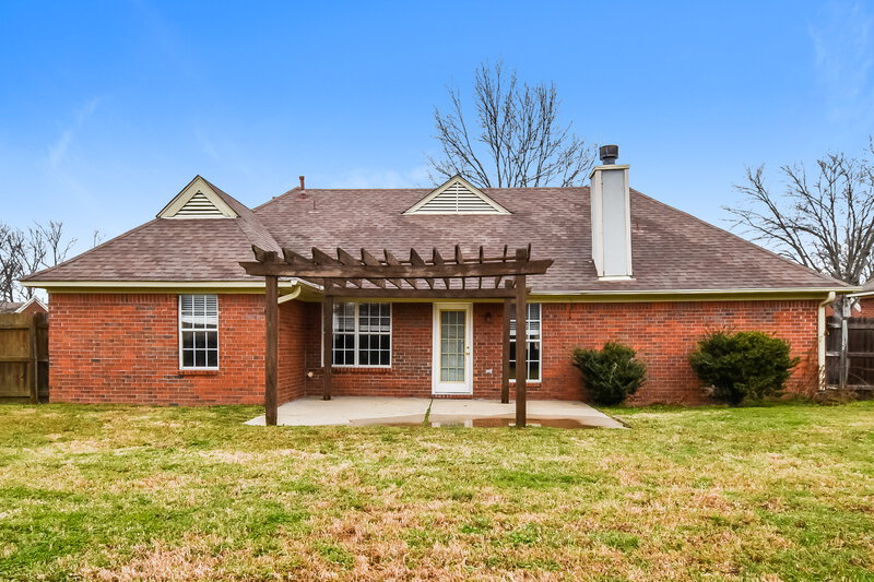 1,895/Mo, 1865 Winners Cir N Southaven, MS 38671 Rear View