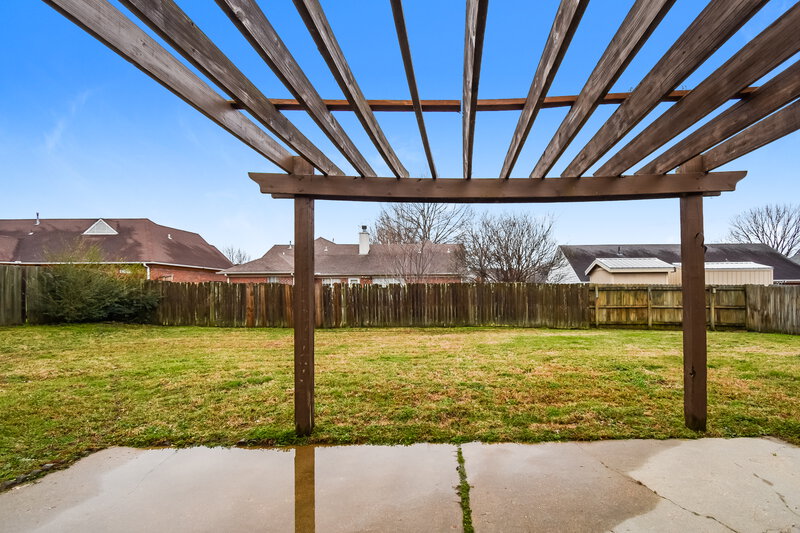 1,895/Mo, 1865 Winners Cir N Southaven, MS 38671 Patio View