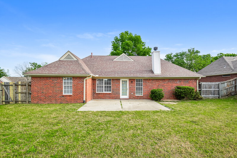 1,885/Mo, 1865 Winners Cir N Southaven, MS 38671 Rear View