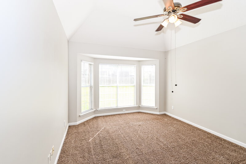 1,995/Mo, 5442 EAGLE BEAD COVE Memphis, TN 38125 Main Bedroom View 2