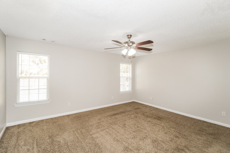 0/Mo, 4834 Graham Lake Drive Olive Branch, MS 38654 Main Bedroom View
