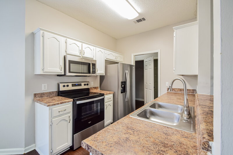 1,765/Mo, 757 Rain Dance Way Cordova, TN 38018 Kitchen View 2