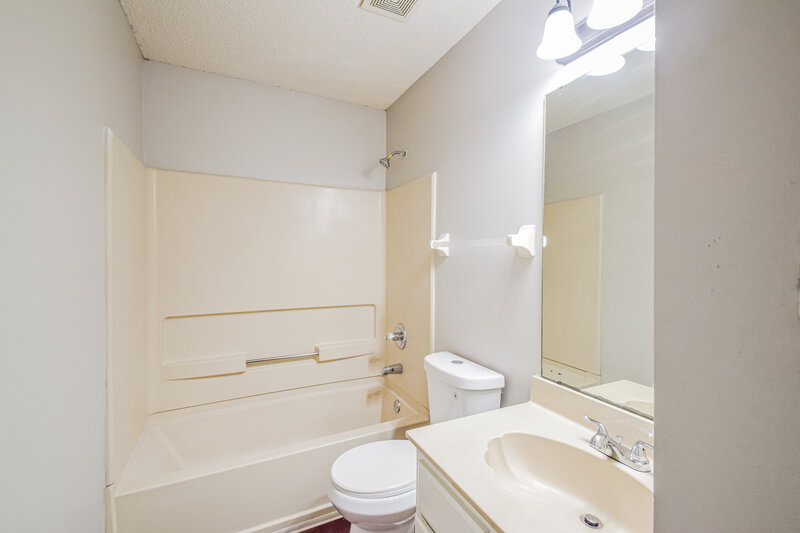 1,765/Mo, 757 Rain Dance Way Cordova, TN 38018 Bathroom View