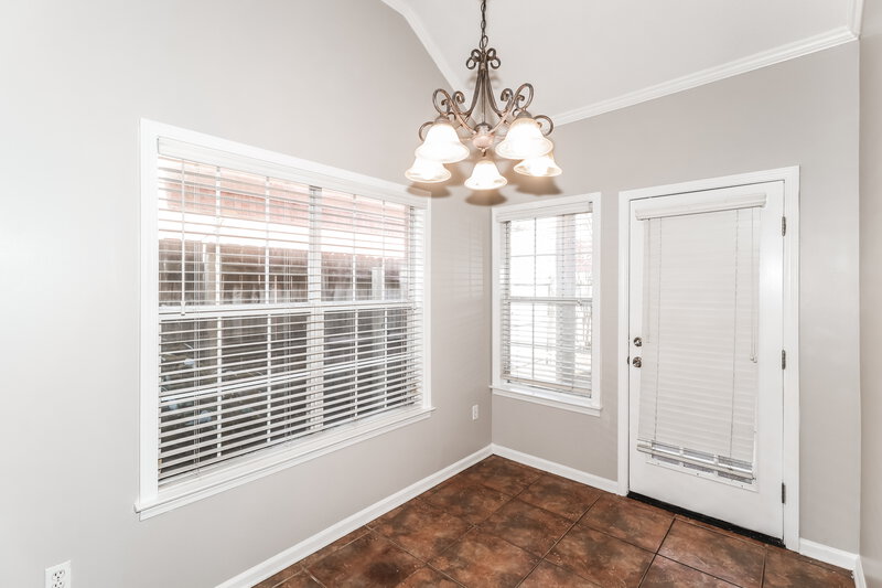 1,690/Mo, 622 Ashley Glen Cir W Cordova, TN 38018 Dining Room View