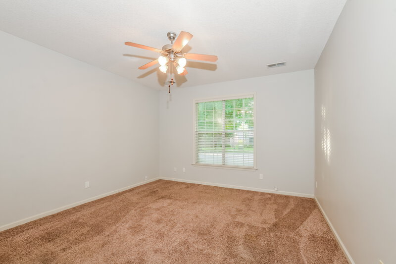 1,725/Mo, 8725 Macon Rd Cordova, TN 38018 Main Bedroom View