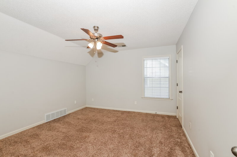 1,725/Mo, 8725 Macon Rd Cordova, TN 38018 Bedroom View 2