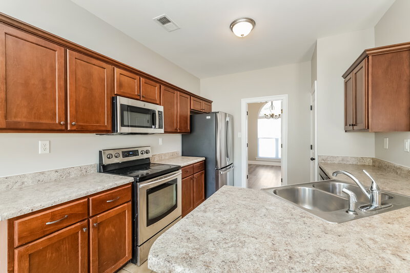 2,165/Mo, 3075 N Wren St Hernando, MS 38632 Kitchen View
