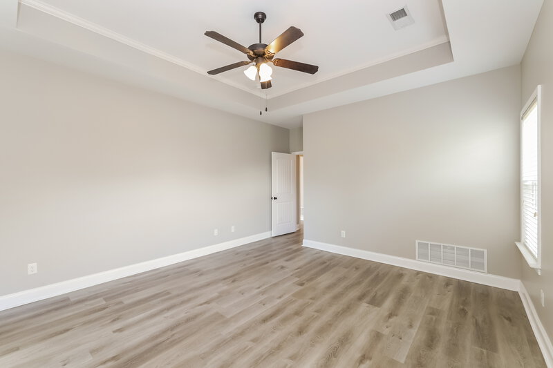 2,165/Mo, 3075 N Wren St Hernando, MS 38632 Main Bedroom View 2