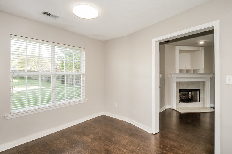 2,135/Mo, 11626 Mahogany Dr Arlington, TN 38002 Dining Room View