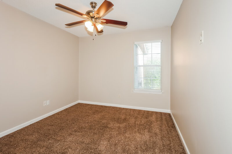 1,975/Mo, 90 Oak Ridge Cove Oakland, TN 38060 Bedroom View 3