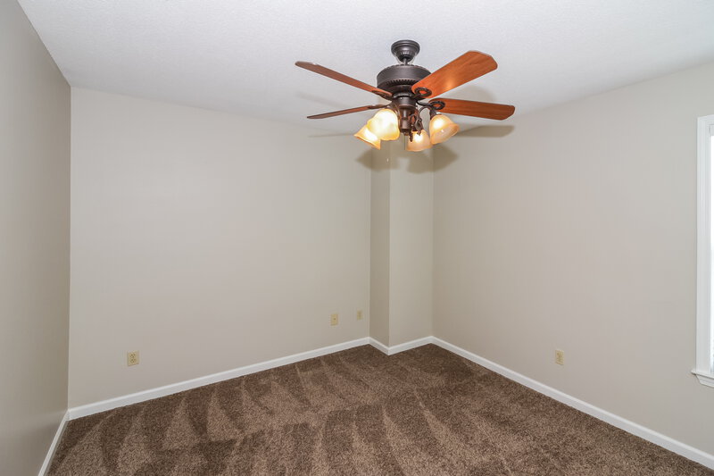 2,300/Mo, 15 Austin Cir Oakland, TN 38060 Bedroom View