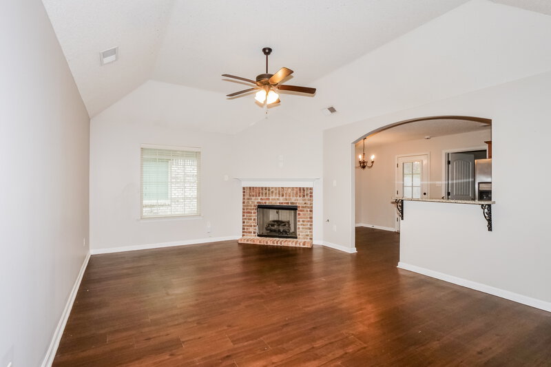 1,900/Mo, 9450 Eckley Pl Cordova, TN 38018 Living Room View