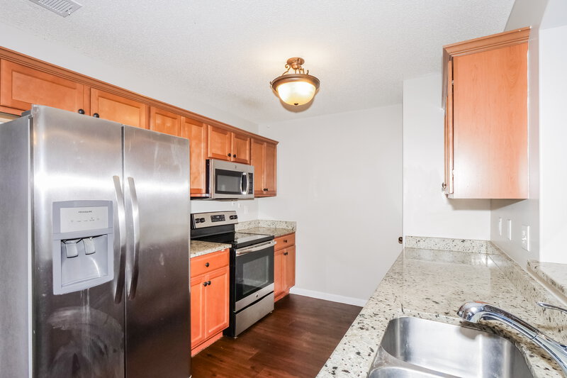 1,900/Mo, 9450 Eckley Pl Cordova, TN 38018 Kitchen View