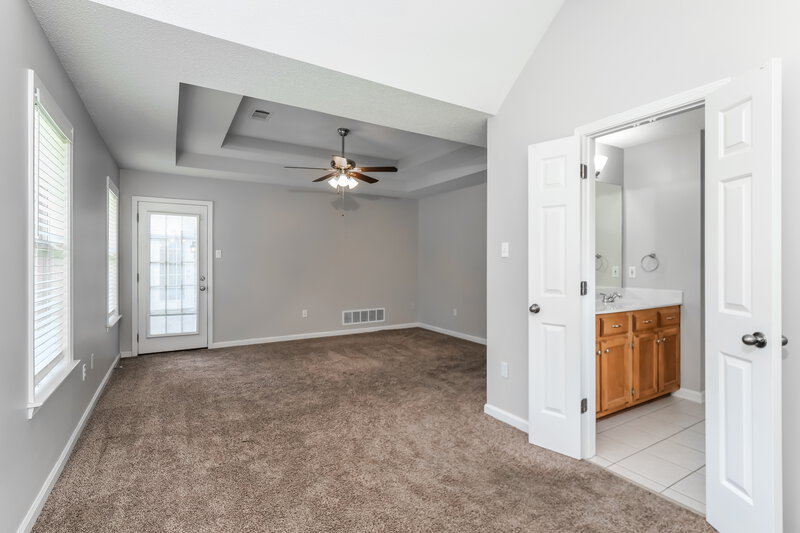 1,730/Mo, 50 Willow Crest Cv Somerville, TN 38068 Main Bedroom View 2