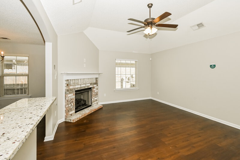 2,075/Mo, 9446 Eckley Pl Cordova, TN 38018 Living Room View 2