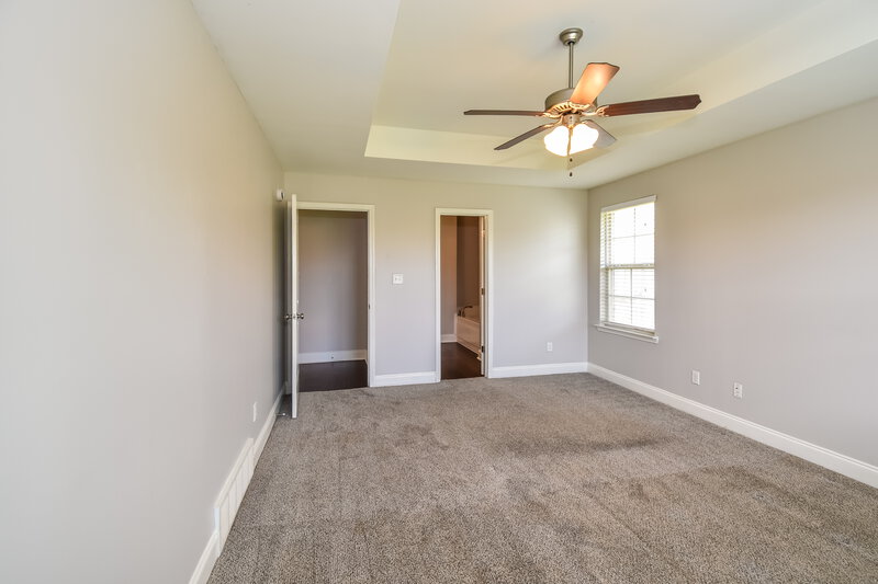 2,045/Mo, 8896 Willa Jean Cv Southaven, MS 38671 Main Bedroom View 2